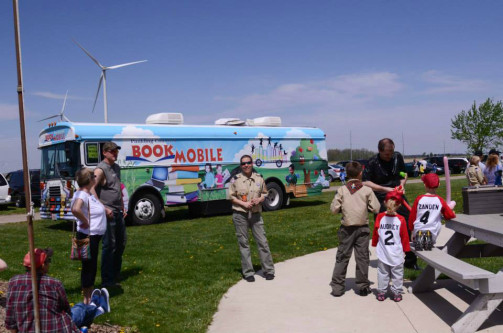 BookmobileScottOpeningDay2014